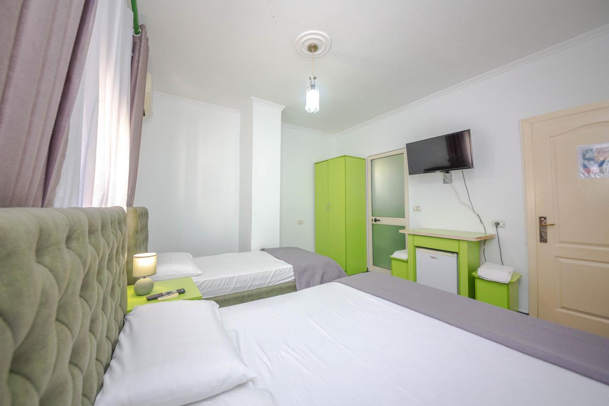 Hotel 3A Tirana Exteriör bild